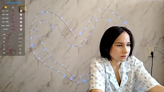 TianaMeiser online show from 01.11.26