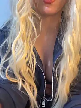 Manolya3434 online show from 11.17.25