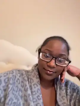 kaywest online show from 04.30.26