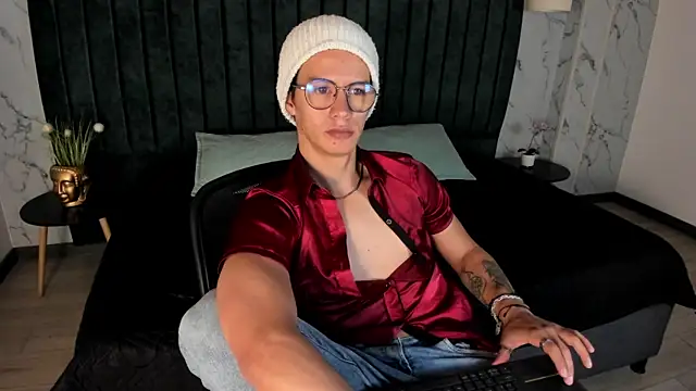 Brandon starkk online show from 11.26.25