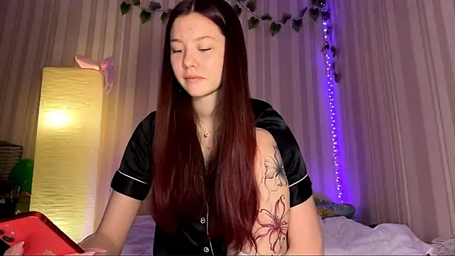 Snapshot of CutieSlim chatting on 02.03.26 CutieSlim online show from 02.03.26