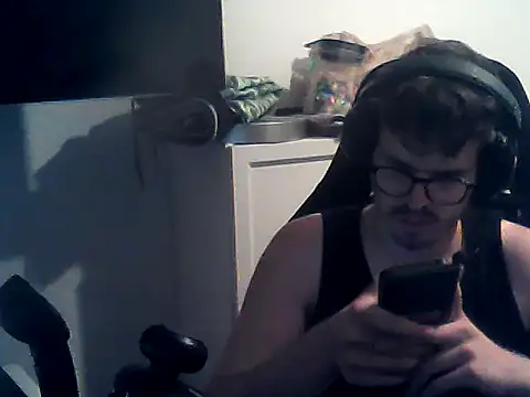 Snapshot of DesertedMonoxide chatting on 06.18.26 DesertedMonoxide online show from 06.18.26