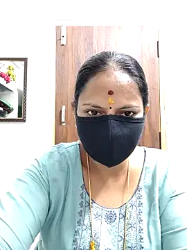 Queen-Neha online show from 05.14.26