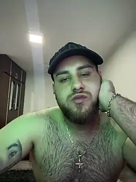 Snapshot of Andreiandu23 chatting on 03.28.26 Andreiandu23 online show from 03.28.26