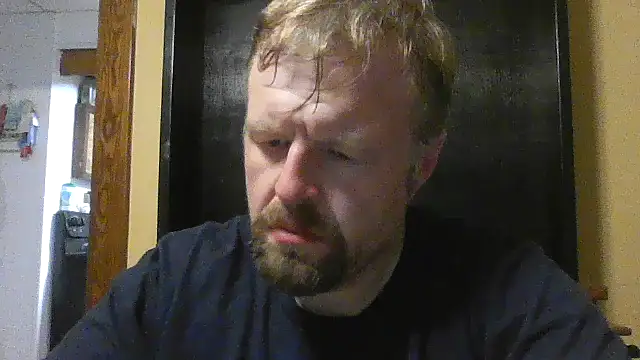 Snapshot of TheOneDonShaun chatting on 04.21.26 TheOneDonShaun online show from 04.21.26