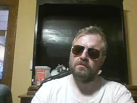 Snapshot of TheOneDonShaun chatting on 06.24.26 TheOneDonShaun online show from 06.24.26