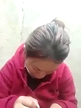 yu-zhen online show from 12.18.25