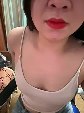 Snapshot of Hot-Today chatting on 05.23.26 Hot-Today online show from 05.23.26