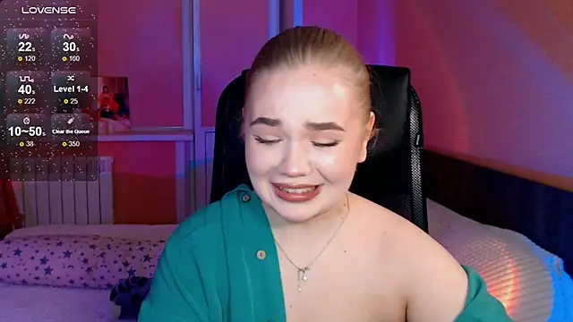 EmiRisse online show from 12.01.25