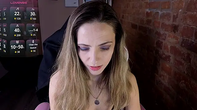 Snapshot of amelia_meili chatting on 04.25.26 amelia meili online show from 04.25.26