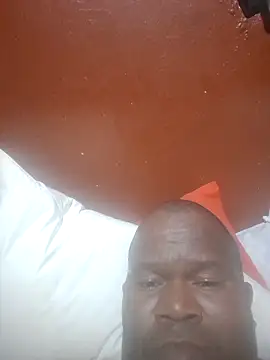 Snapshot of 123Ricken chatting on 12.02.25 123Ricken online show from 12.02.25