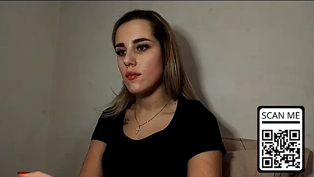 Snapshot of HotMusex chatting on 02.15.26 HotMusex online show from 02.15.26