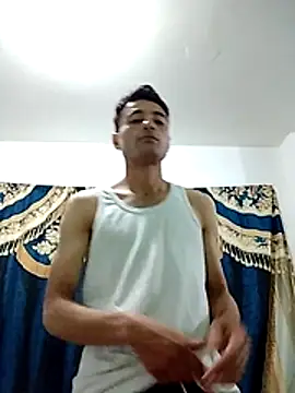 Snapshot of noah77_ chatting on 11.20.25 noah77 online show from 11.20.25