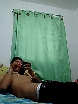 Snapshot of noah77_ chatting on 03.17.26 noah77 online show from 03.17.26