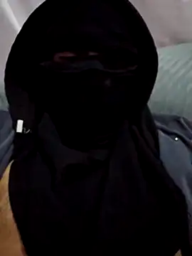 Snapshot of Chiplikk6009 chatting on 11.20.25 Chiplikk6009 online show from 11.20.25