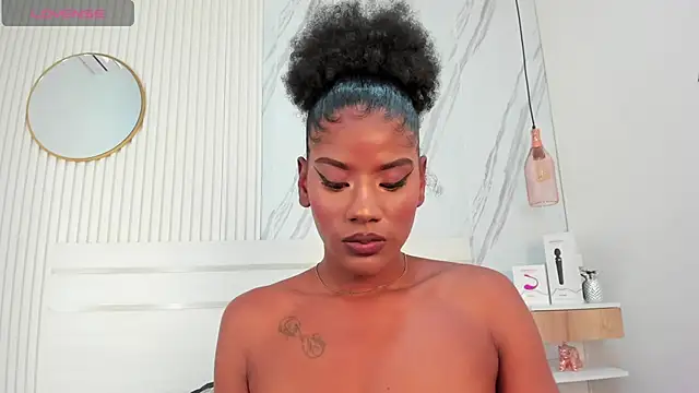 Afro Luna online show from 11.29.25