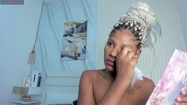 Afro Luna online show from 02.21.26