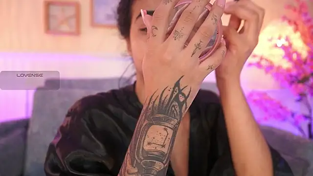Snapshot of MeganLowell chatting on 07.15.26 MeganLowell online show from 07.15.26