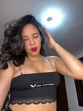 Snapshot of Esmerald_1111 chatting on 01.19.26 Esmerald 1111 online show from 01.19.26