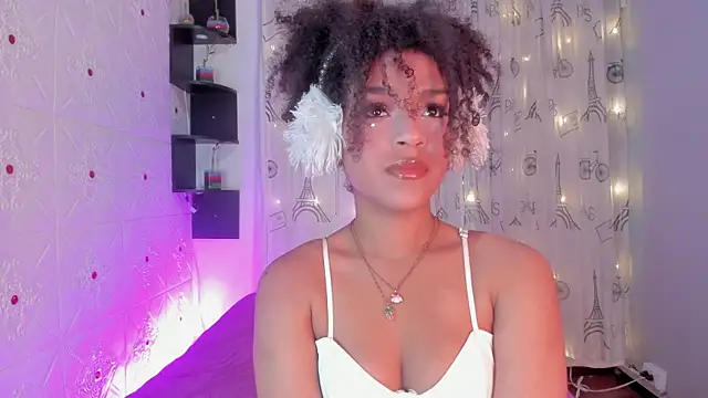 Snapshot of Serena_Fey chatting on 11.28.25 Serena Fey online show from 11.28.25