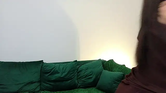 Layladesire online show from 11.22.25