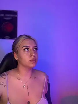 VeloraVyxen  online show from 11.22.25