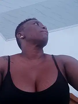 Snapshot of karlatasty chatting on 12.16.25 karlatasty online show from 12.16.25