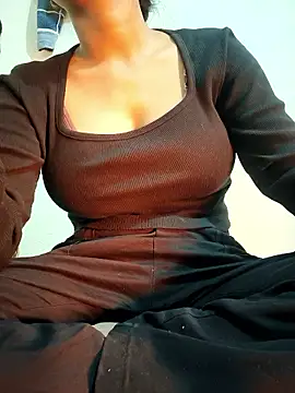 Only Lali online show from 01.10.26