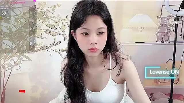 Snapshot of bunny-- chatting on 03.27.26 bunny-- online show from 03.27.26