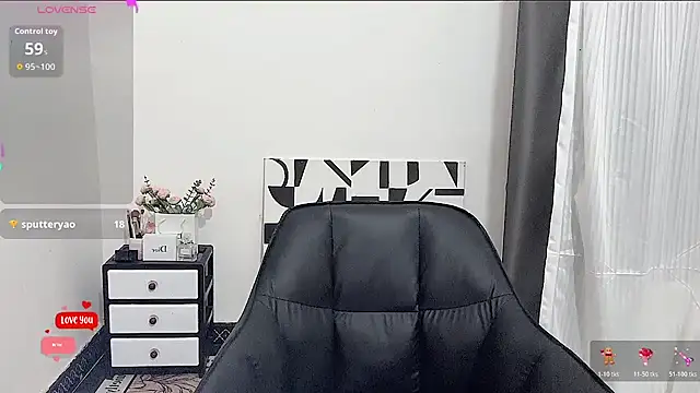 Snapshot of bunny-- chatting on 04.29.26 bunny-- online show from 04.29.26