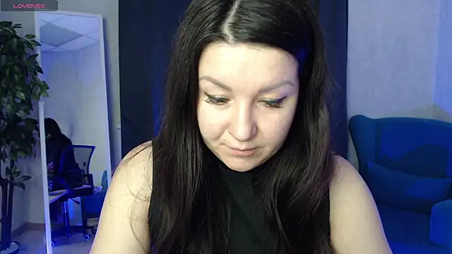 still  her online show from 12.03.25