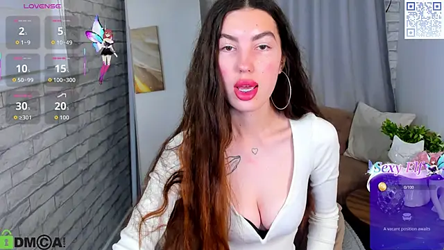 LiraRevery online show from 12.18.25