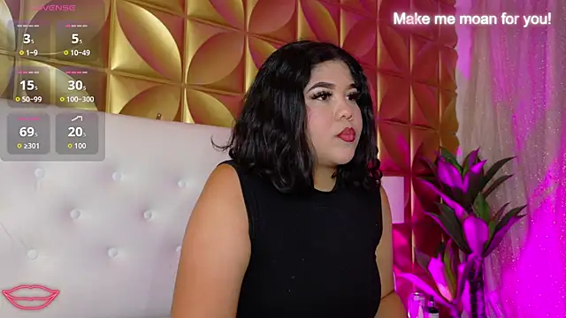 Amanda Mooree online show from 04.12.26