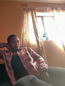 Snapshot of Sexycharmaine chatting on 11.26.25 Sexycharmaine online show from 11.26.25