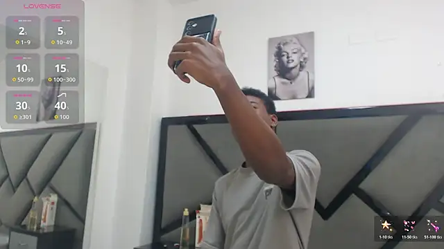 NoahJhonson69 online show from 12.04.25