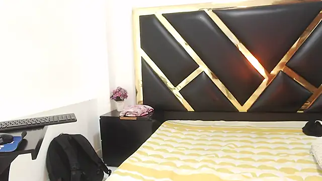 NoahJhonson69 online show from 12.20.25