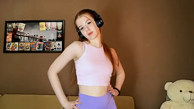 MichelinaCropleys online show from 12.03.25