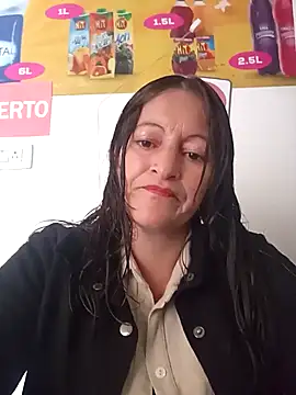 Snapshot of Salome-moon chatting on 12.01.25 Salome-moon online show from 12.01.25