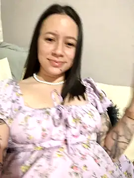 Annie Petters online show from 12.03.25