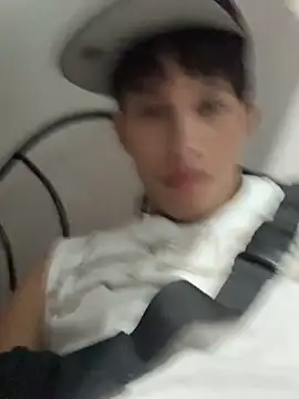 Snapshot of Handsome_boys69 chatting on 11.26.25 Handsome boys69 online show from 11.26.25