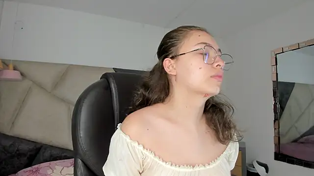 MarieTaylor  online show from 12.14.25