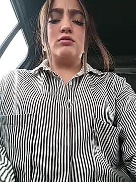 Snapshot of Juanita_Rojas chatting on 11.24.25 Juanita Rojas online show from 11.24.25