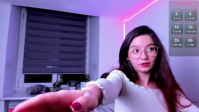 miabellee online show from 11.24.25