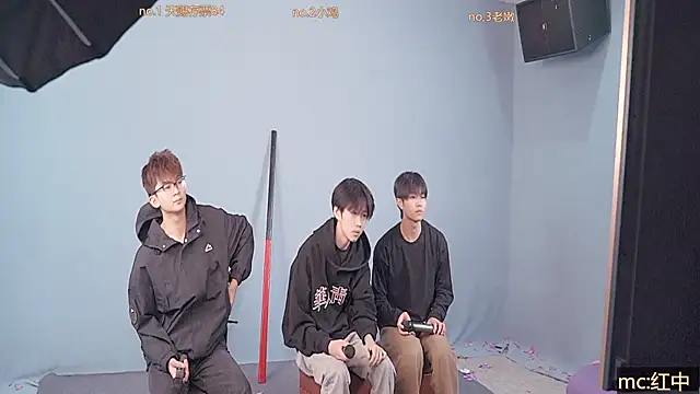 Snapshot of Cosplay__ chatting on 11.23.25 Cosplay online show from 11.23.25