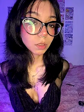 Valen-Foxx1 online show from 11.23.25