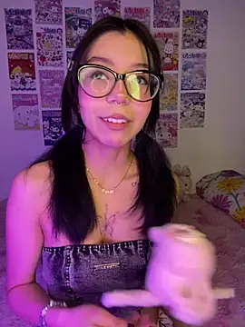 Snapshot of Valen-Foxx1 chatting on 01.13.26 Valen-Foxx1 online show from 01.13.26