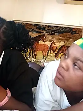 YELLOW-MELLO online show from 01.12.26