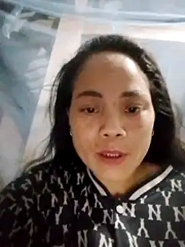 Snapshot of bela-hayes chatting on 12.01.25 bela-hayes online show from 12.01.25