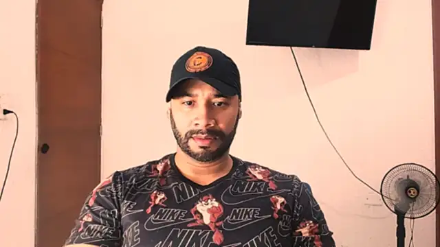 Snapshot of musclehetero chatting on 01.08.26 musclehetero online show from 01.08.26