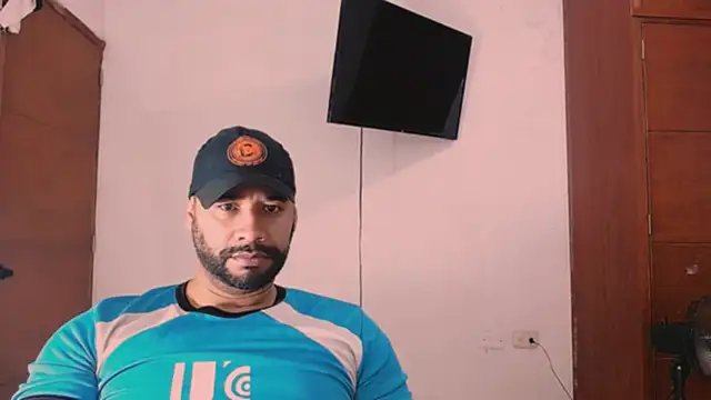 Snapshot of musclehetero chatting on 01.13.26 musclehetero online show from 01.13.26